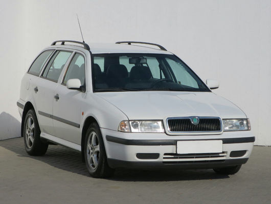 Škoda Octavia 2.0 85 kW rok 1999