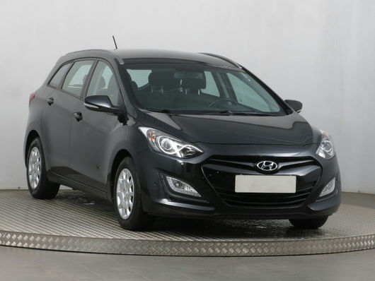 Hyundai i30 1.6 CRDi 81 kW rok 2012