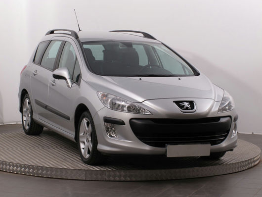 Peugeot 308 1.6 HDI 68 kW rok 2011