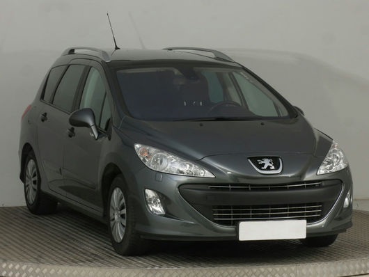 Peugeot 308 1.6 HDI 68 kW rok 2011