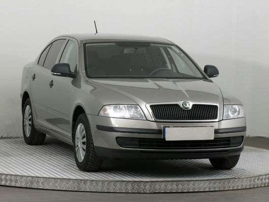 Škoda Octavia 1.6 i 75 kW rok 2012