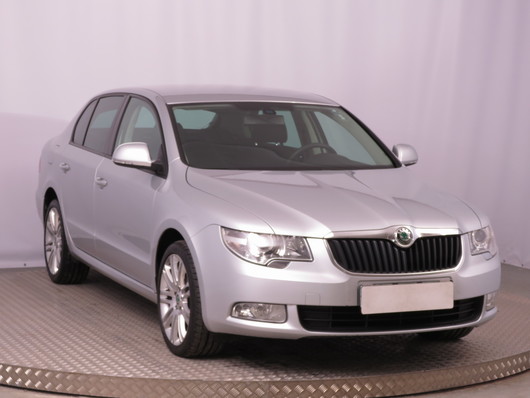 Škoda Superb 1.9 TDI 77 kW rok 2011