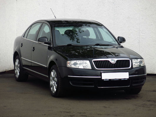 Škoda Superb 2.0 TDI 103 kW rok 2007