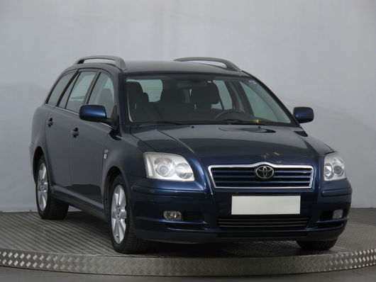 Toyota Avensis 2.0 D-4D 93 kW rok 2004