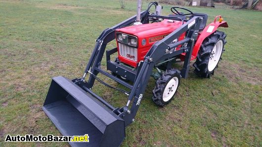Traktor Yanmar YM I6IIY s čelním nakladačem