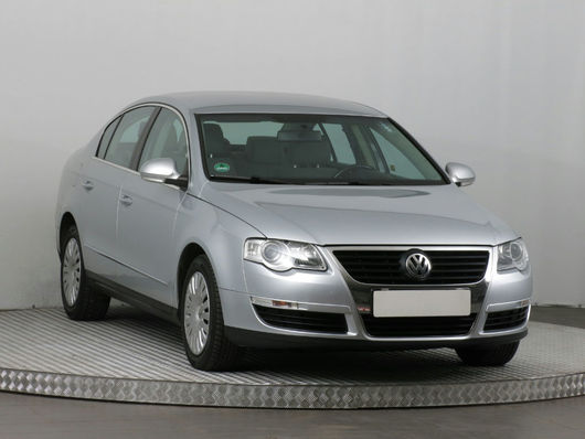 VW Passat 2.0 TDI 103 kW rok 2006