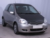 Toyota Yaris 1.0 16V 50 kW rok 2005